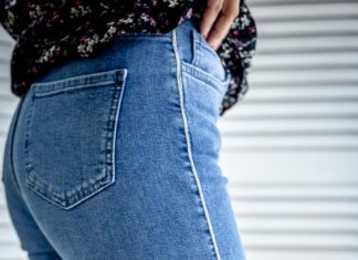 Голубые джинсы: базовый предмет женского гардероба