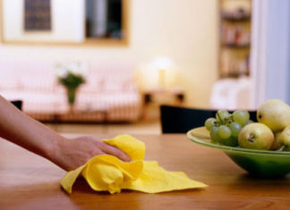 Почему важна влажная уборка: женские советы