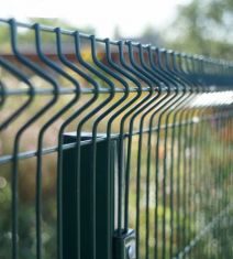 Какие преимущества имеют 3D-заборы?