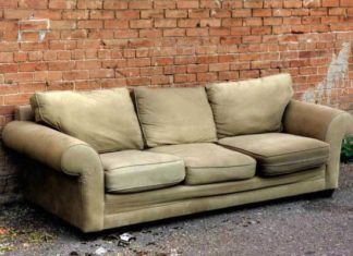 Особенности утилизации диванов
