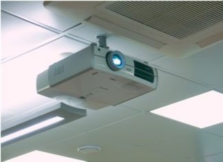 Как выбрать качественную лампу для проектора