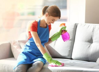 Как осуществляется химчистка мягкой мебели?