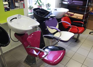 Выбираем мойку для парикмахерской — плюсы и минусы